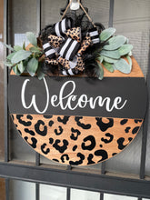 Load image into Gallery viewer, Welcome Leopard PT Door Hanger
